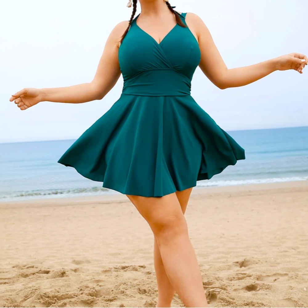 Solid Ruffle Hem Empire Waist Halter Neck Swim Dress
